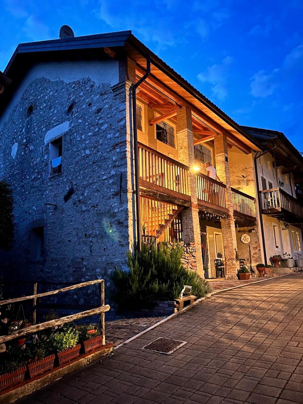 Villa Casa Delle Arti Fattoria Dei Fiori Sospirolo Esterno foto